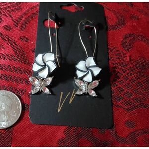 Tulip Earrings